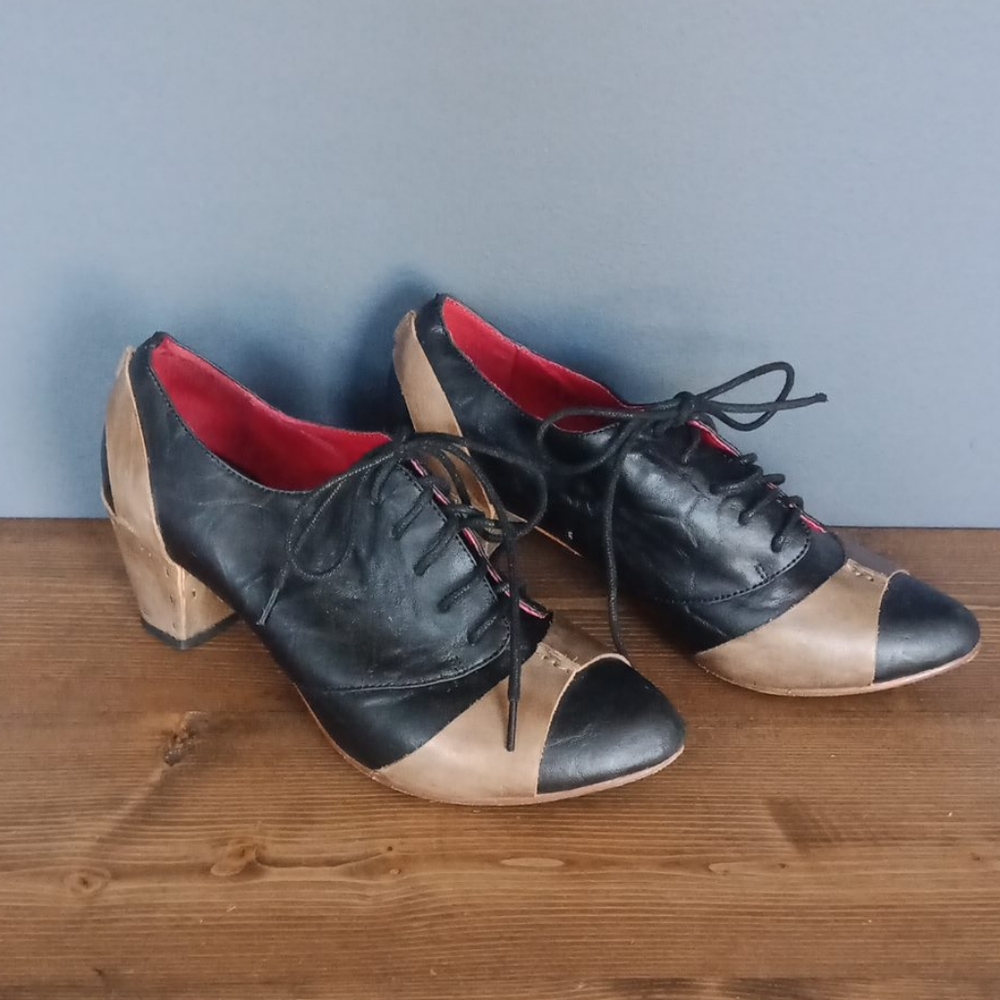 Coupleof  Oxford shoes